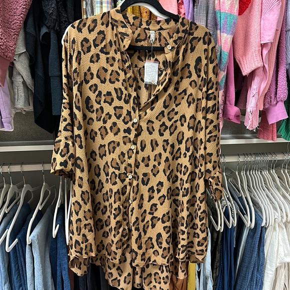 Free People Tops - Free People leopard print tunic